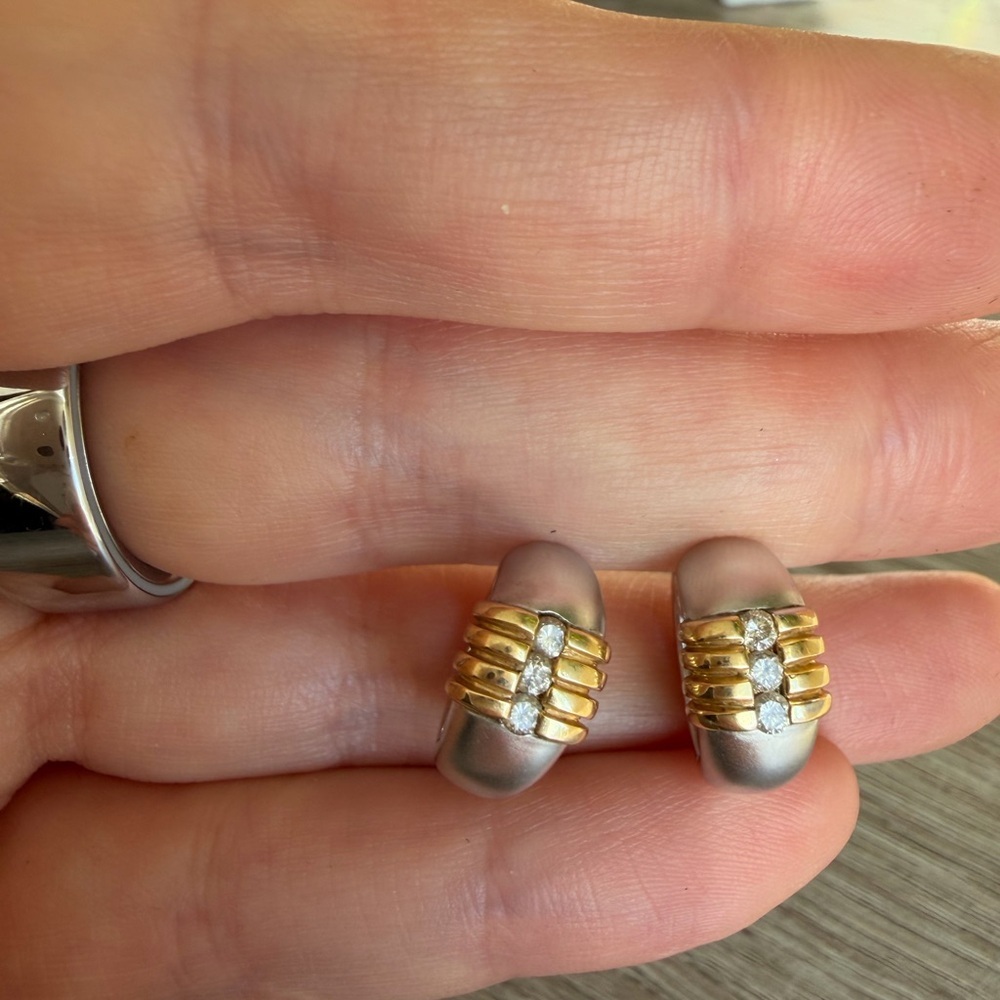 14k 585 Two Tone Gold Earrings With Diamonds 6 grams - Picture 7 of 11
